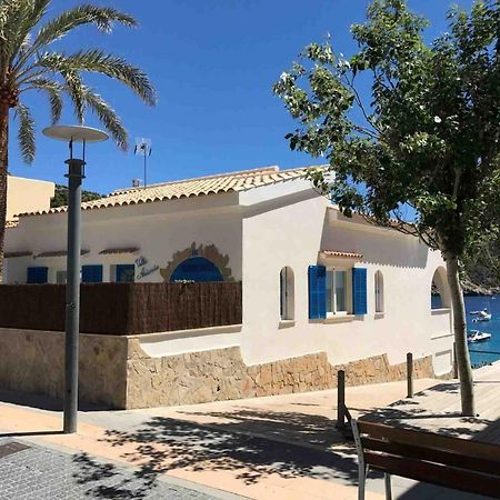 Hebergement Front De Mer Apartment Sant Elm Luaran gambar
