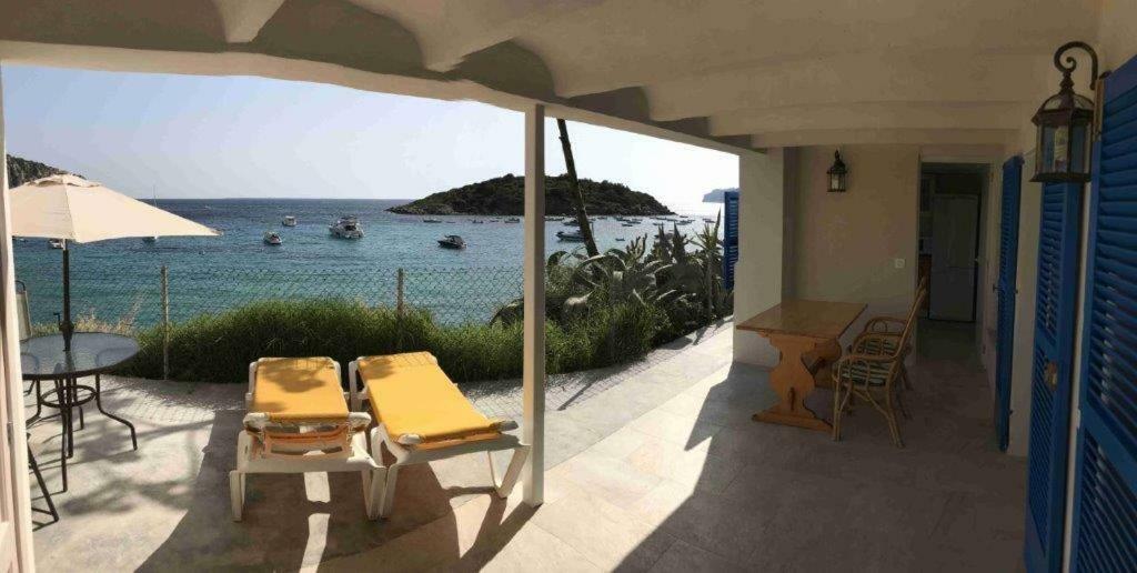 Hebergement Front De Mer Apartment Sant Elm Luaran gambar